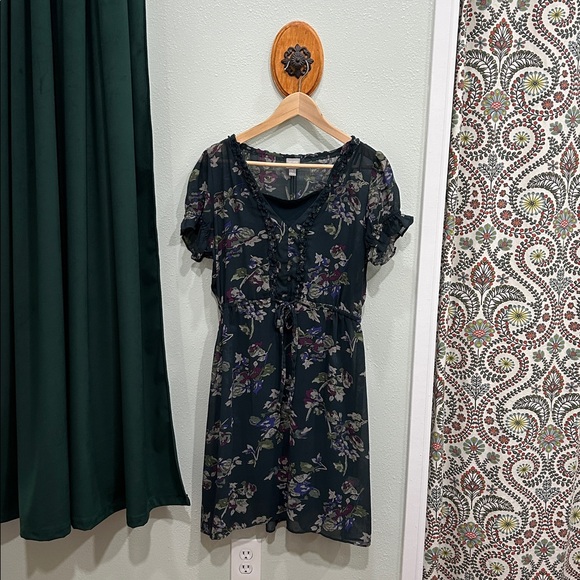 Converse Green Floral, Sheer, Mini Dress - Picture 1 of 9